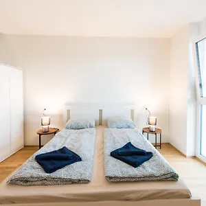 Muzeta - Eco-friendly Parkview In Graz's Smart Apartment